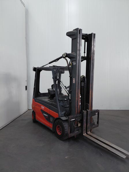 Linde E30L - 01 compacte elektrische heftruck 154889