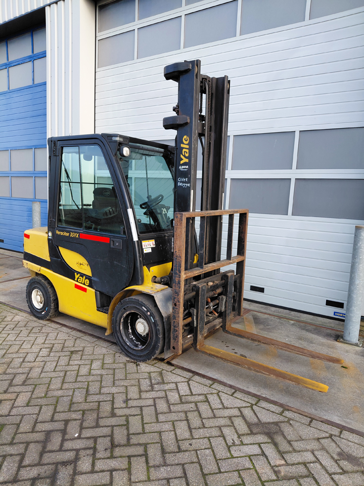 Yale GDP35VX dieselheftruck 144465